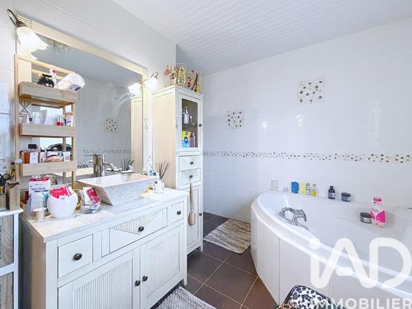 Maison à vendre 8 pièces 157 m² Saint-Georges-de-la-Rivière