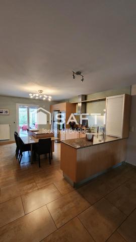 Spacieuse maison de charme de 155 m² avec jardin et piscine