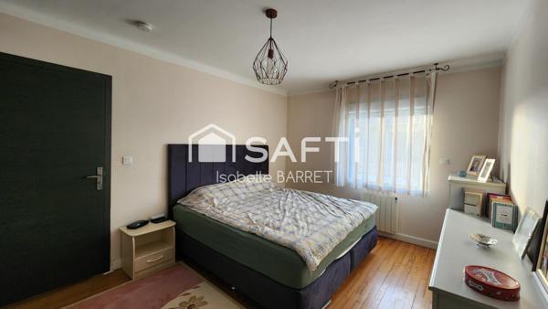 Spacieuse maison de charme de 155 m² avec jardin et piscine