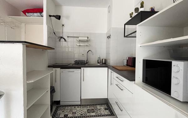 Appartement à vendre    1 pièce •  Sète