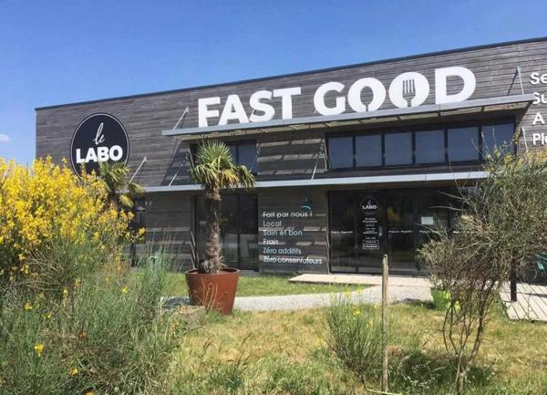 À Vendre – Local Commercial Exceptionnel en Zone Artisanale