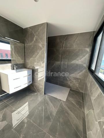 La Ciotat (13) – Villa contemporaine neuve de type 3 avec vue mer panoramique