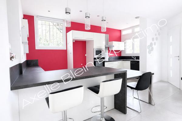 Aubagne (13400) Bien rare à Aubagne – Appartement de caractère 128m2 habitable + chai de 100 m² – potentiel loft / atelier