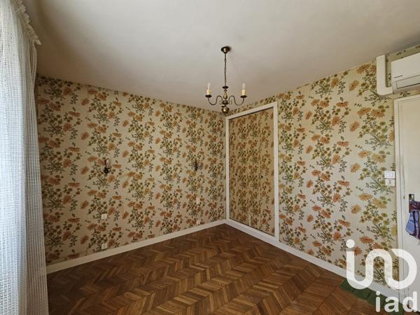 Maison traditionnelle 6 pièces de 103 m² à Saint-Aubin-le-Dépeint (37370)