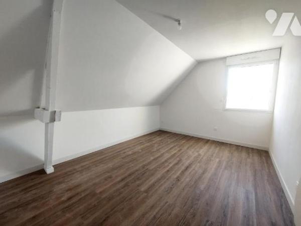 A VENDRE - APPARTEMENT NEUF - EN DUPLEX AVEC JARDIN - RENAZE