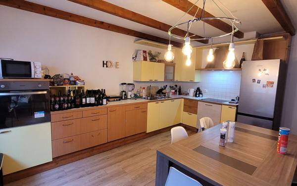 Maison à vendre    6 pièces •  Saint-Genis-Pouilly