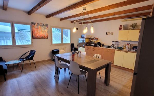 Maison à vendre    6 pièces •  Saint-Genis-Pouilly