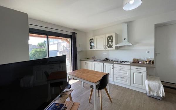 Maison à vendre    6 pièces • 191,16 m2 Villeneuve