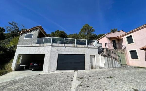 Maison à vendre    6 pièces • 191,16 m2 Villeneuve