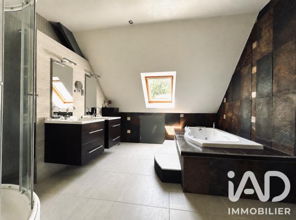 Maison à vendre 7 pièces 173 m² La Membrolle-sur-Choisille