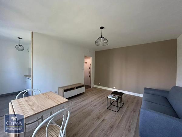Appartement à louer 1 pièce 26.95m² Chartres (28000)