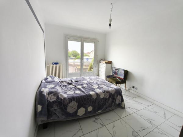 A LOUER APPARTEMENT 3 CHAMBRES