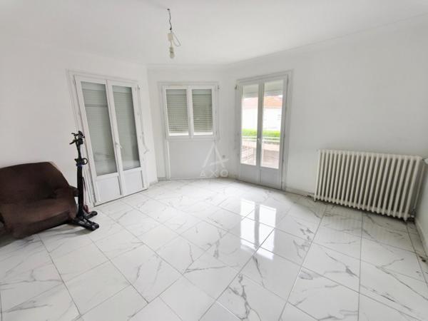 A LOUER APPARTEMENT 3 CHAMBRES