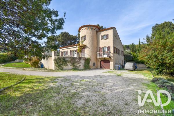 Maison à vendre 6 pièces 180 m² Roquevaire