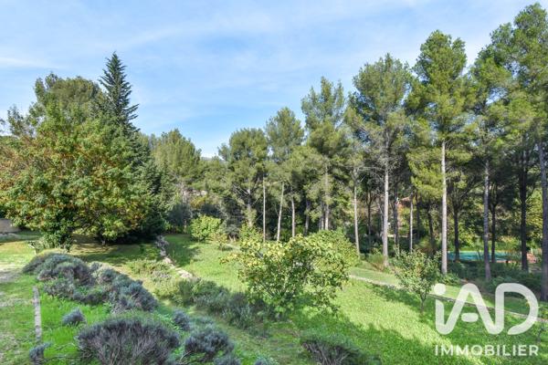Maison à vendre 6 pièces 180 m² Roquevaire