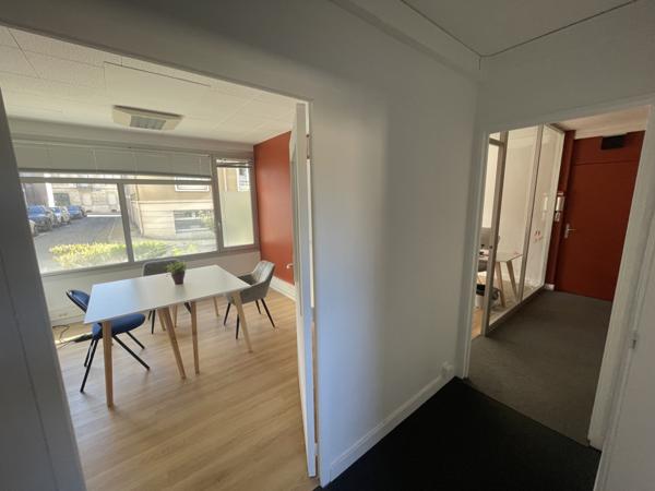 Poitiers (86000) HYPER-CENTRE POITIERS APPARTEMENT T3-T4 EN RDC DE 59 M2 + PARKING