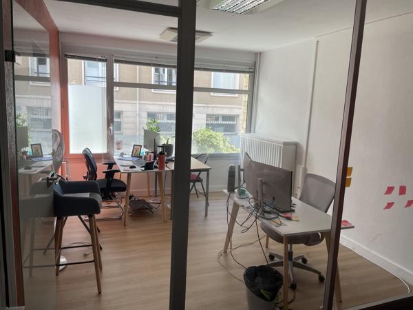 Poitiers (86000) HYPER-CENTRE POITIERS APPARTEMENT T3-T4 EN RDC DE 59 M2 + PARKING