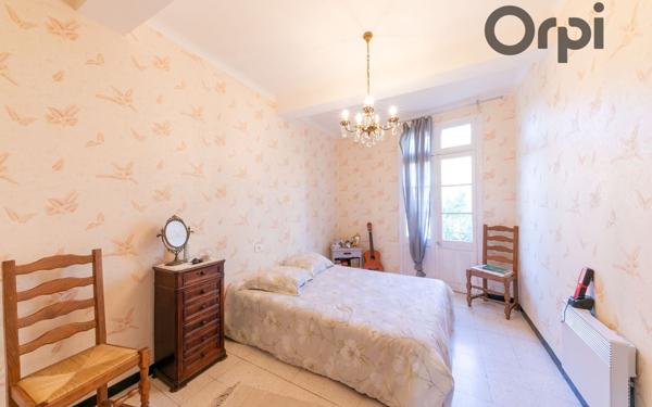 Maison à vendre    6 pièces • 183,96 m2 Tuchan