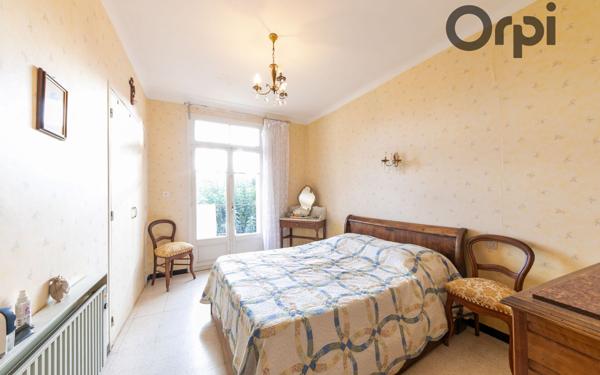 Maison à vendre    6 pièces • 183,96 m2 Tuchan