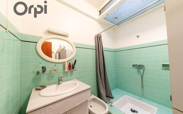 Maison à vendre    6 pièces • 183,96 m2 Tuchan