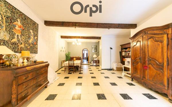 Maison à vendre    6 pièces • 183,96 m2 Tuchan