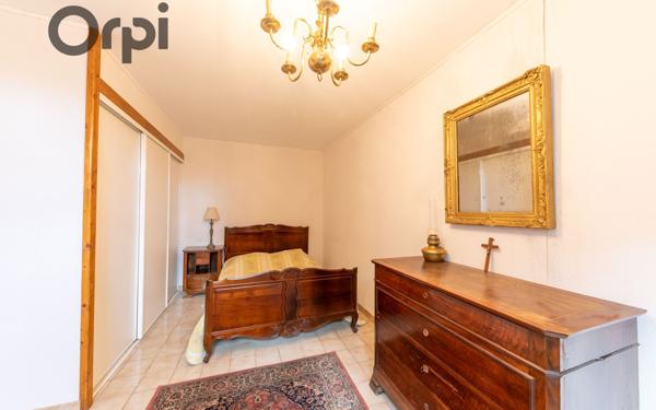 Maison à vendre    6 pièces • 183,96 m2 Tuchan