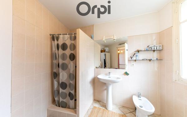 Maison à vendre    6 pièces • 183,96 m2 Tuchan