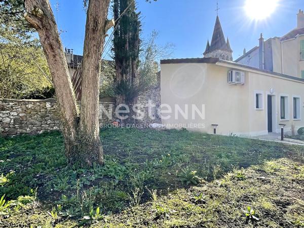 Maison Chatenay Malabry 2 pièce(s) 28.10 m2 ; Jardin ; Centre-Ville ; Terrasse ; T10 ; Commerces