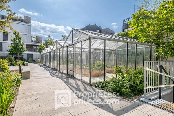 Appartement lumineux en rez-de-jardin 3 pièces de 60m² + place de parking Asnières-sur-seine