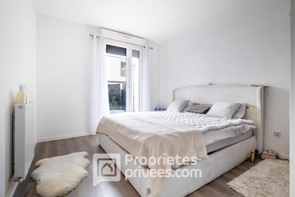 Appartement lumineux en rez-de-jardin 3 pièces de 60m² + place de parking Asnières-sur-seine