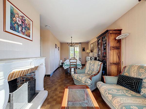 A vendre Maison centre Preignan 90 m2 avec garage en sous sol, jardin clôturé