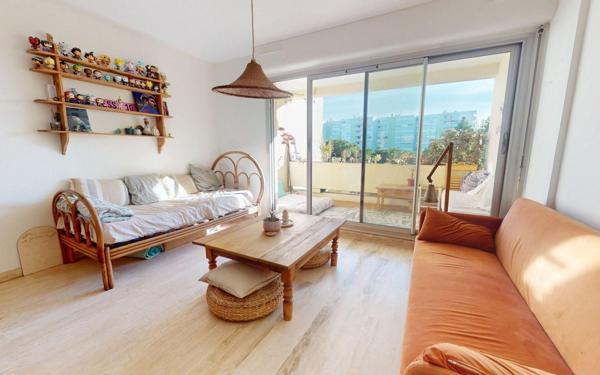 Appartement à vendre    2 pièces • 63,53 m2 Montpellier