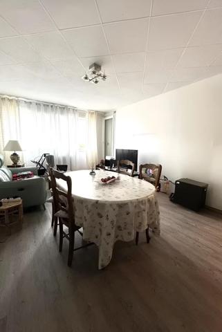 Petit Raincy Appartement de 3 pièces avec Asc + Balcon + Pkg!