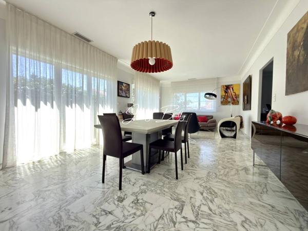 Maison à vendre 7 pièces de 204 m²