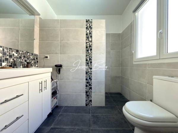 Maison à vendre 7 pièces de 204 m²