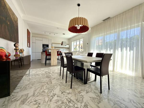 Maison à vendre 7 pièces de 204 m²