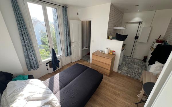 Appartement à vendre    1 pièce • 18 m2 Le Bourget