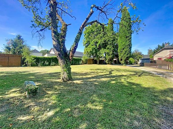 Ensemble immobilier Amboise 8 pièce(s) 126.23 m2 sur 1550 m² de terrain