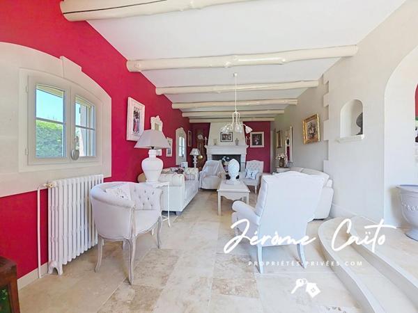 Maison Redessan 6 pièce(s) 178 m2 - 3 Chambres - Piscine - Pool house - Garage