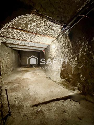 Studio et T3 Triplex avec cave