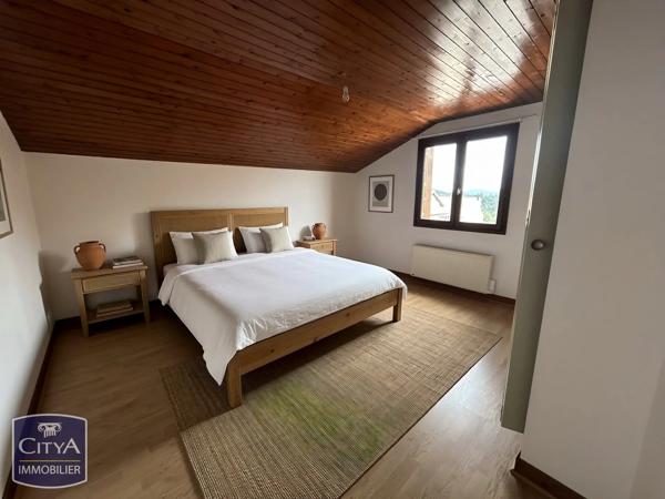 Maison à vendre 4 pièces 83.06m² Saint-Rémy-sur-Durolle (63550)