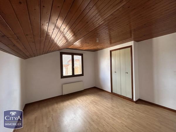 Maison à vendre 4 pièces 83.06m² Saint-Rémy-sur-Durolle (63550)