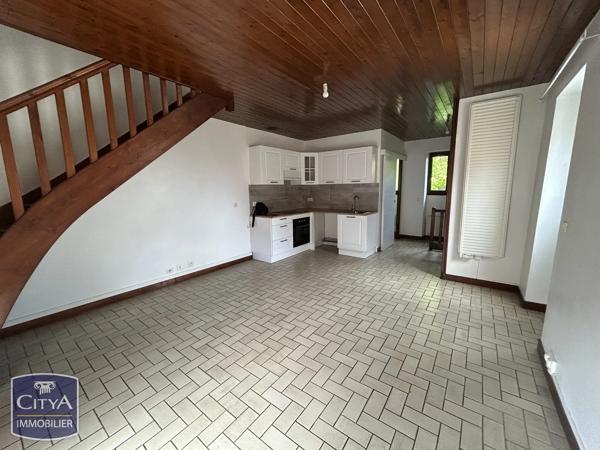 Maison à vendre 4 pièces 83.06m² Saint-Rémy-sur-Durolle (63550)