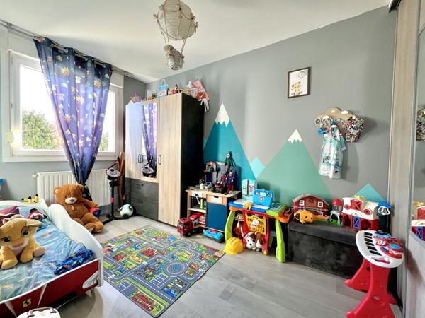 Maizières-lès-Metz (57280) MAIZIÈRES-LÈS-METZ : A VENDRE ! Appartement 5 pièces de 71m2