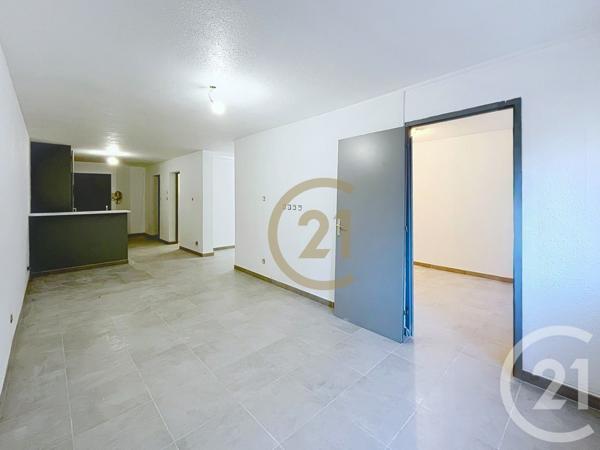 Appartement F2 à vendre  2 pièces - 59,98 m2 BELFORT - 90