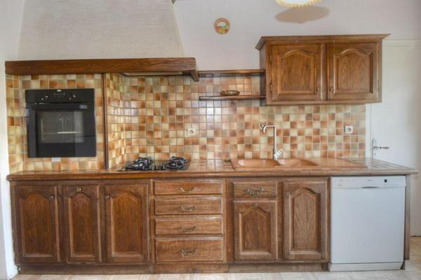 Maison  de caractère 156 m2 , 4 ch, terrain de 4 000 m2, à 5 mn de la mer