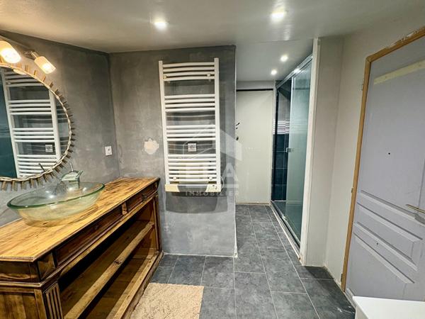 Maison familiale 4 chambres avec piscine - cadre agréable