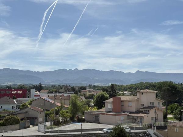 Appartement à BOURG DE PEAGE (26300)
