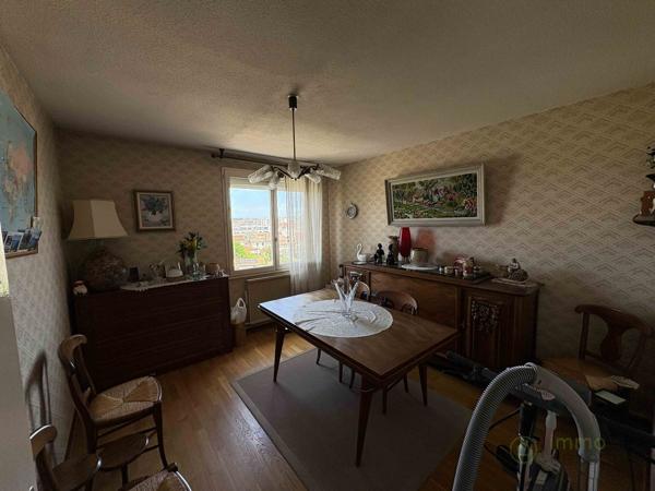 Appartement à BOURG DE PEAGE (26300)