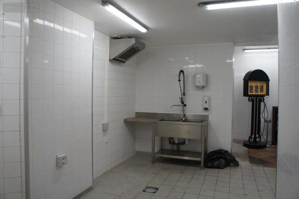 Fonds et/ou murs commerciaux à louer à Nantes en Loire-Atlantique (44000), ref : 35056-L7